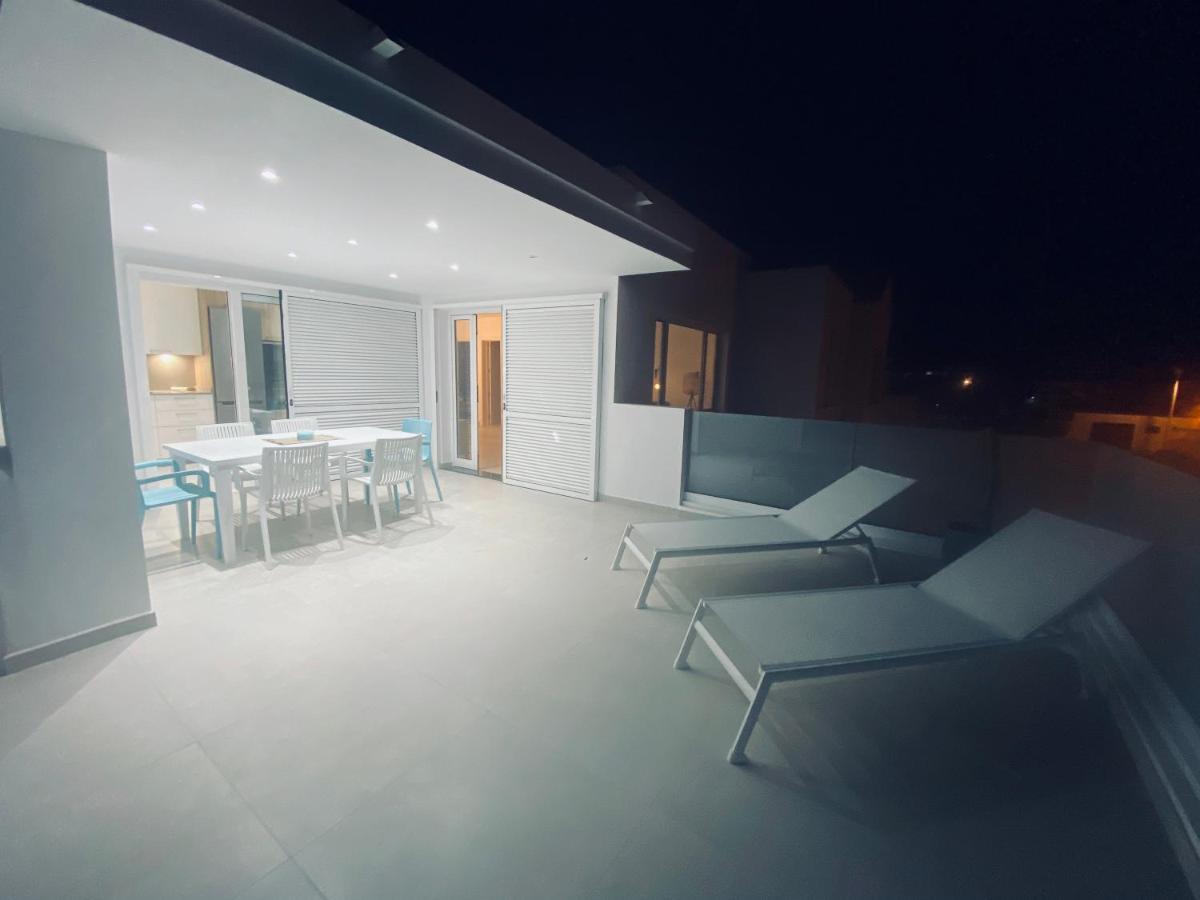 Puerto Del Carmen, Casa Mama Apartment ปูแอร์โตเดลคาร์เมน ภายนอก รูปภาพ